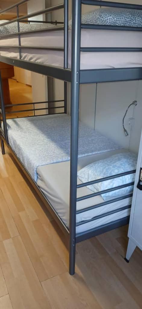 Corujinha Hostel Lisbon Exterior photo