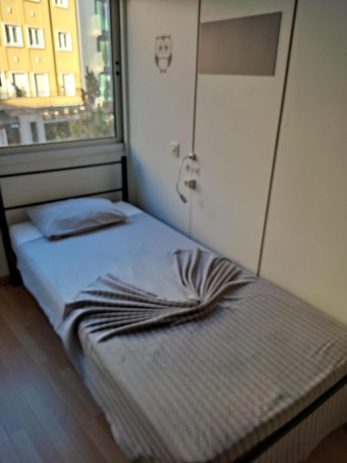 Corujinha Hostel Lisbon Exterior photo